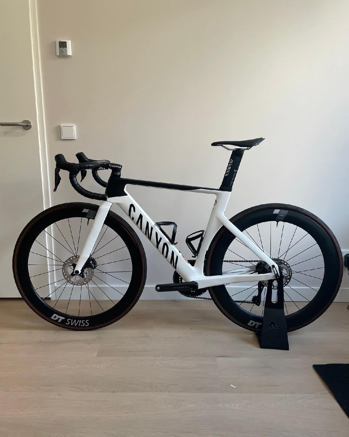 Canyon Aeroad CF SLX 8 Disc Di2 2022