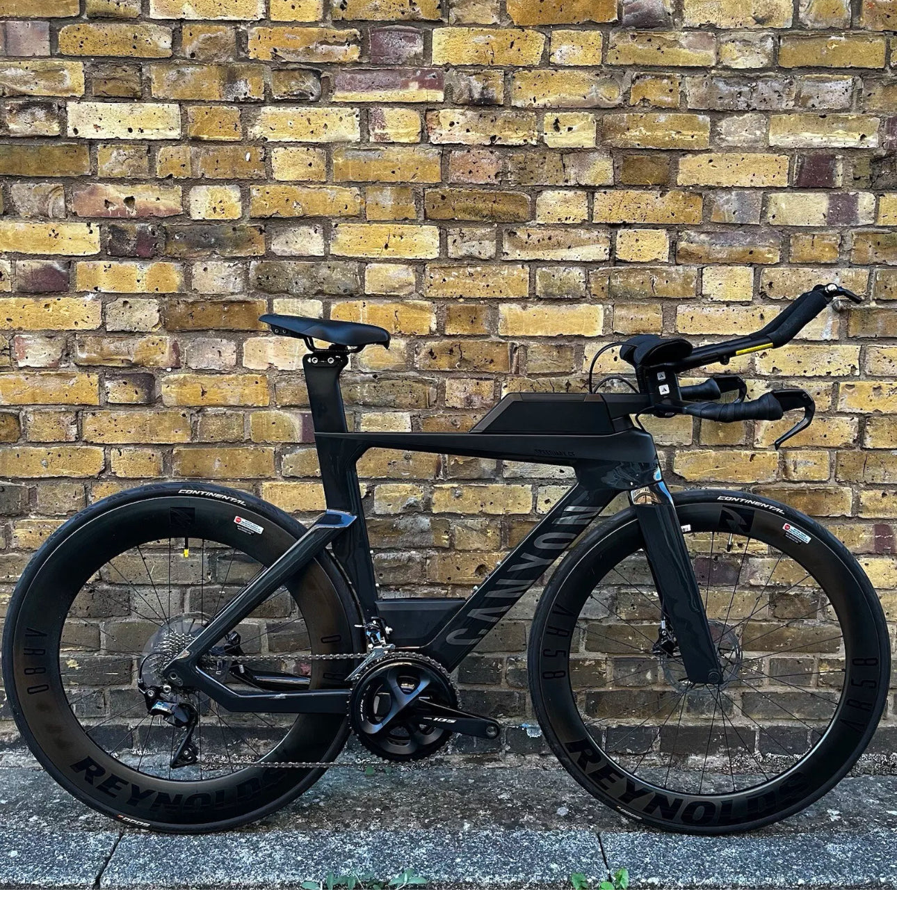 Vélo tout carbone Canyon Speedmax CF7 TT